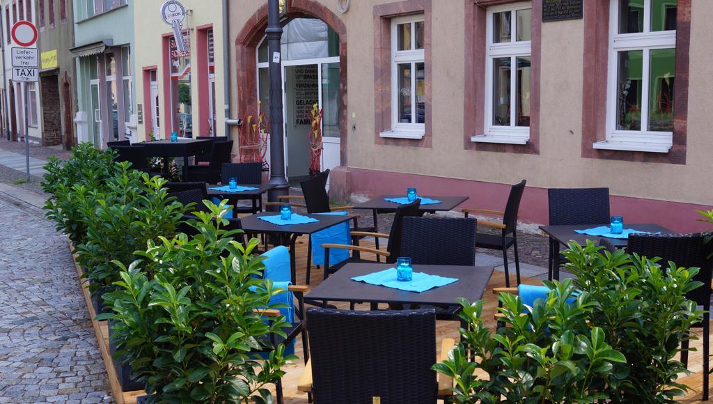 Hotel Goldener Loewe Waldheim Esterno foto
